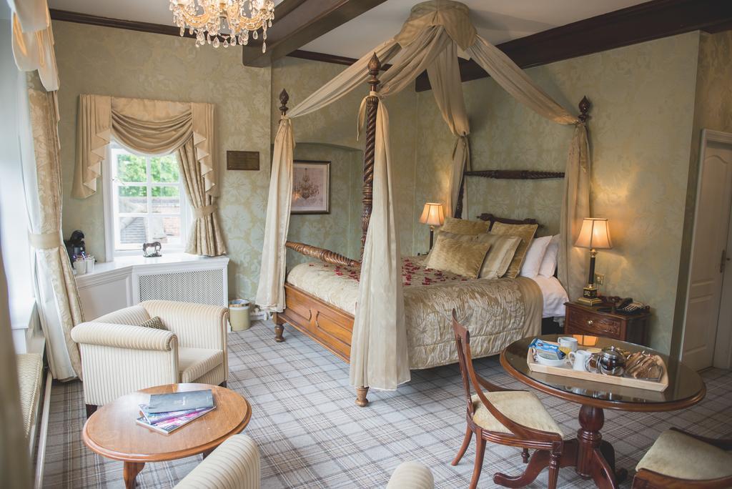 Mere Court Hotel Knutsford Buitenkant foto