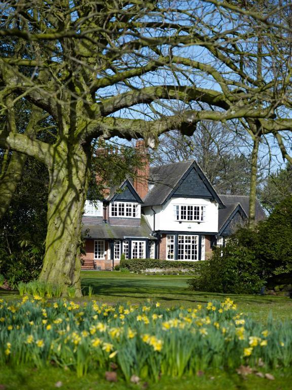 Mere Court Hotel Knutsford Buitenkant foto