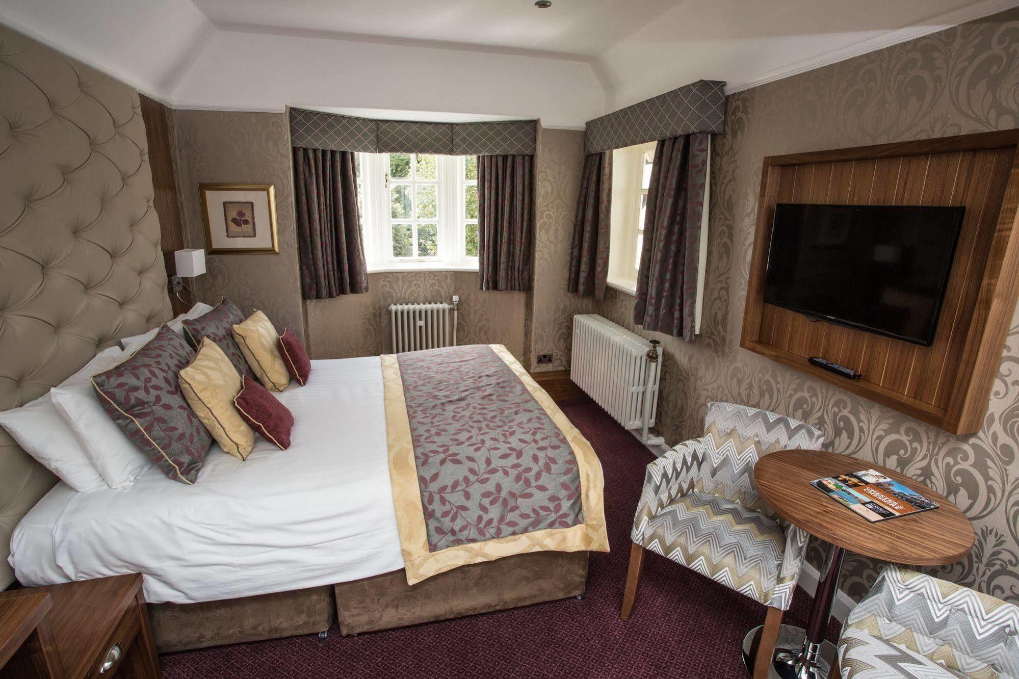 Mere Court Hotel Knutsford Buitenkant foto